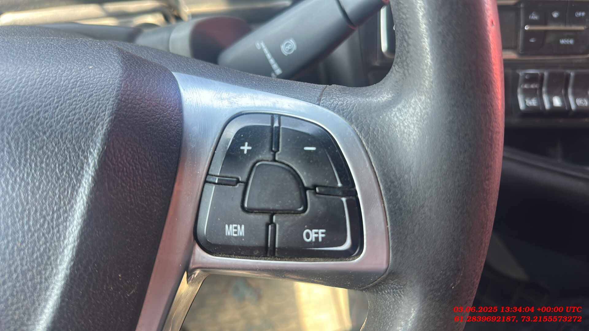 Sitrak ZZ3316V306ME,  240 304 км, 2022 года в лизинг