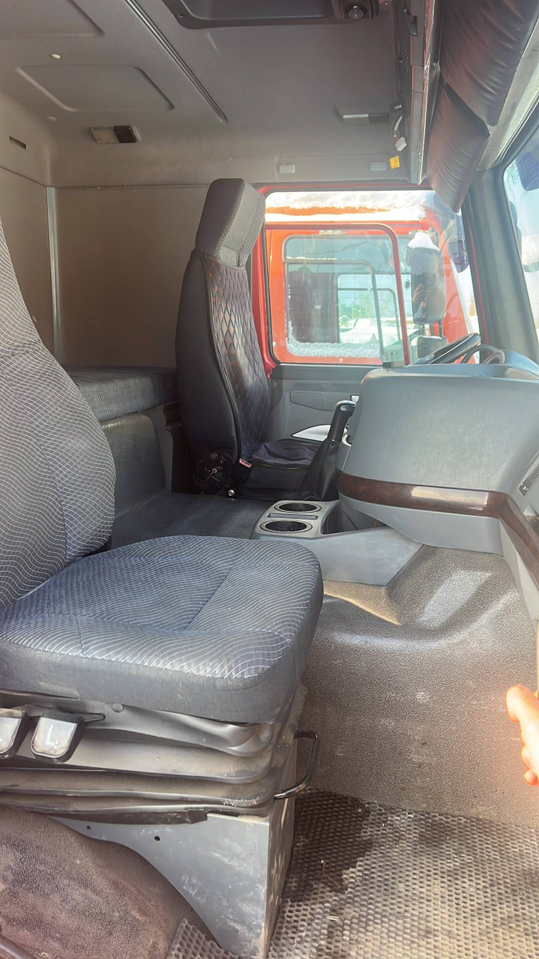 HOWO ZZ3407S3867Е 8х4,  249 350 км, 2022 года в лизинг