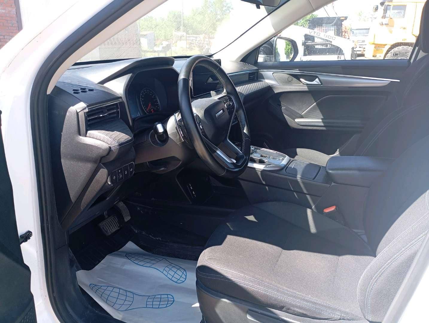 Haval Jolion,  130 293 км, 2024 года в лизинг