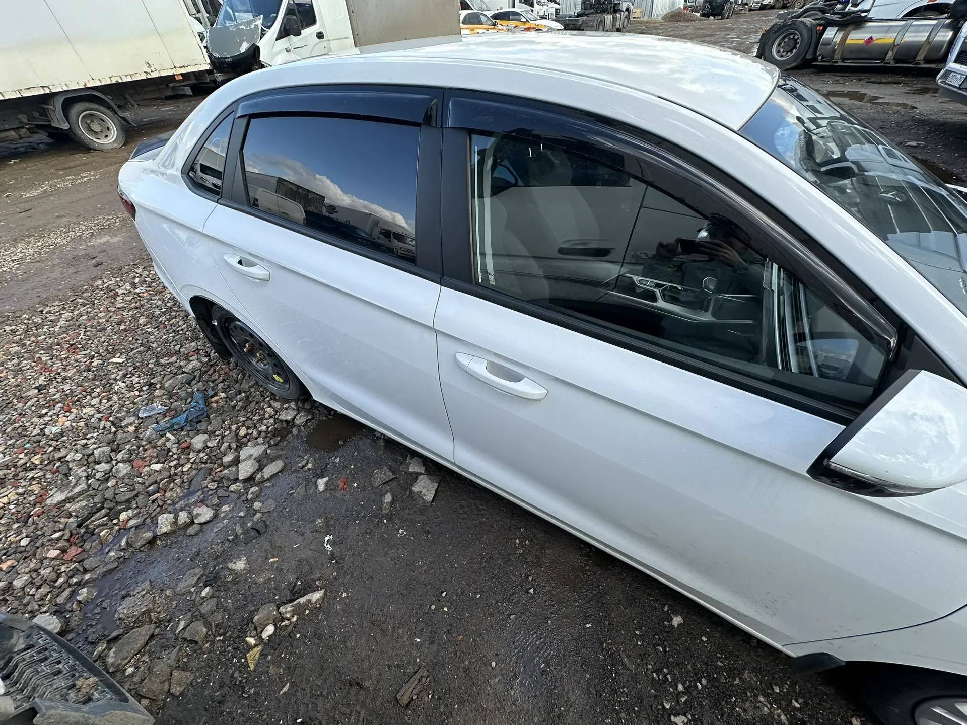 Geely Emgrand,  101 196 км, 2023 года в лизинг