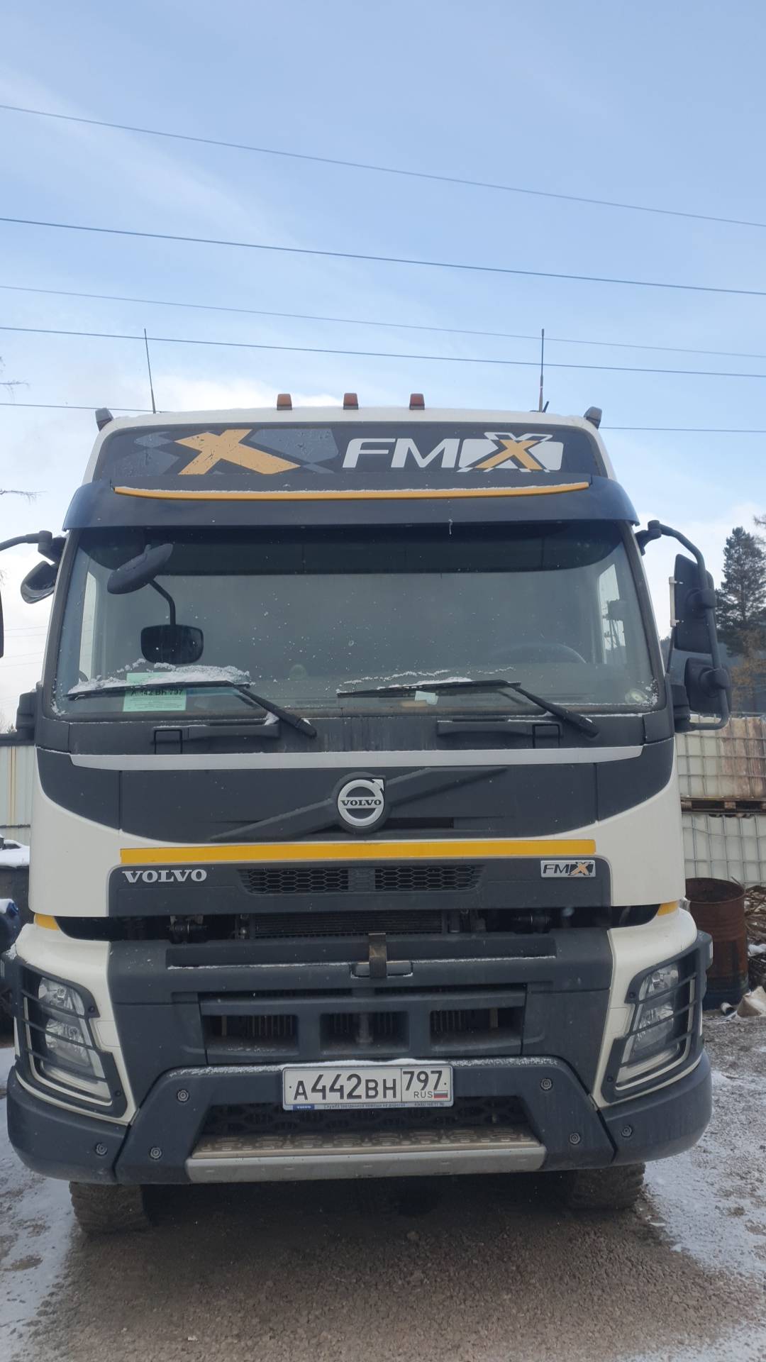 Volvo FMX 460 6x6 (FMX Globetrotter),  330 000 км, 2017 года в лизинг