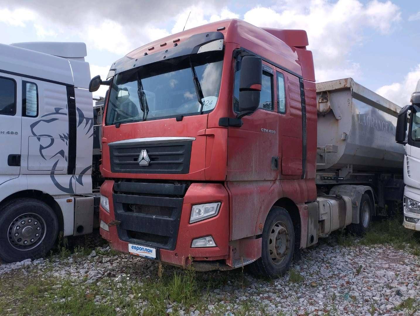 Sitrak C7H 4x2 ZZ4186V361HE,  716 387 км, 2023 года в лизинг