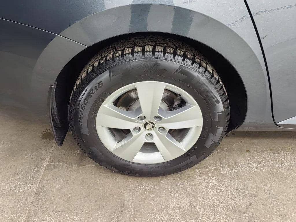 Skoda Superb,  76 182 км, 2020 года в лизинг