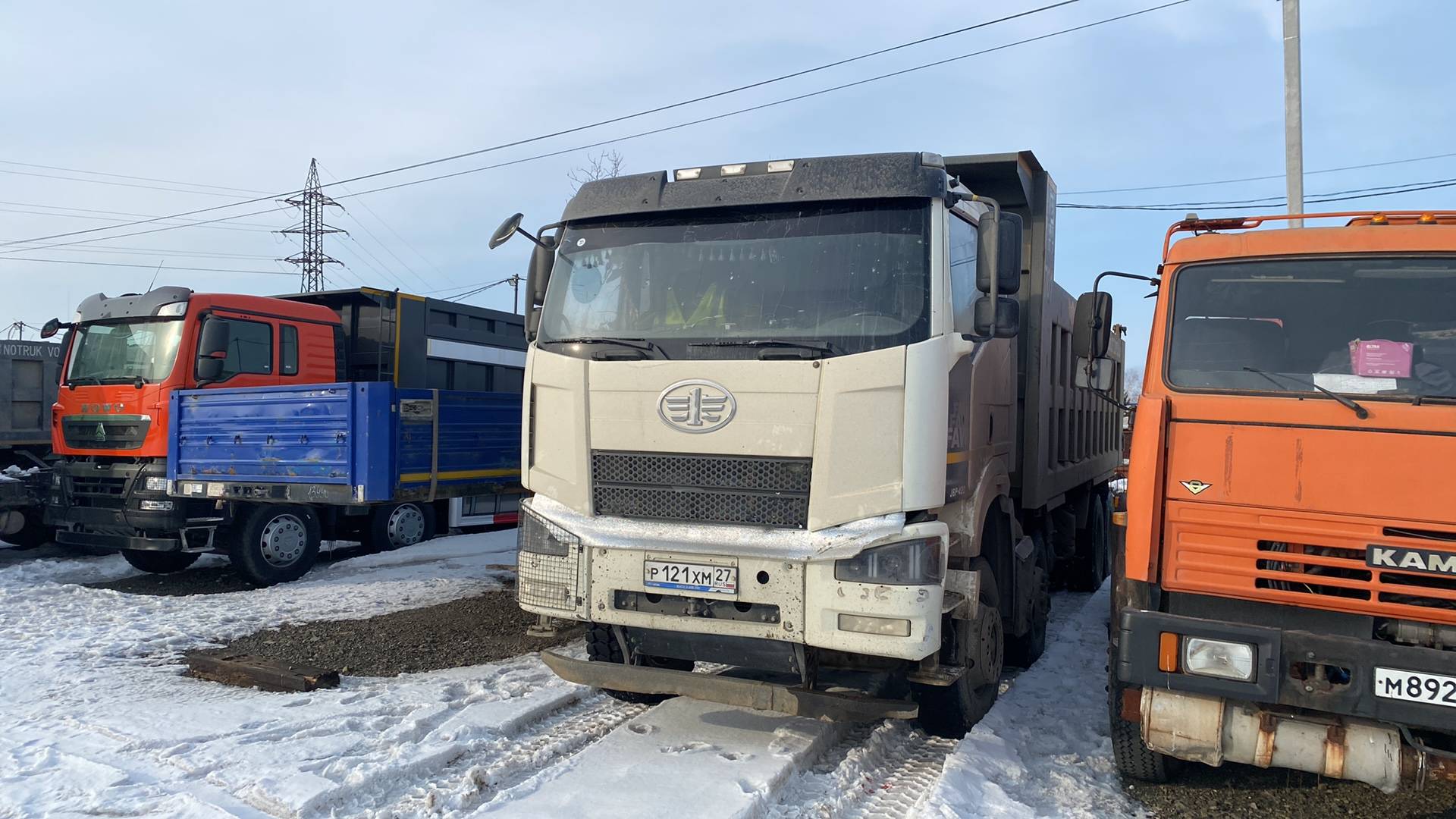 FAW CA3310P66K24T4E5 8х4,  184 197 км, 2023 года в лизинг