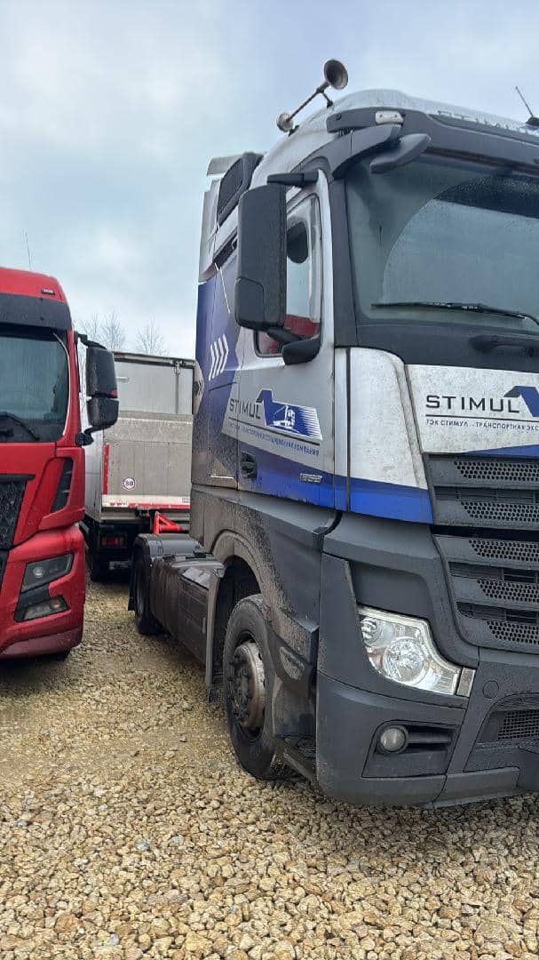 Mercedes-Benz Actros 1853,  315 826 км, 2023 года в лизинг