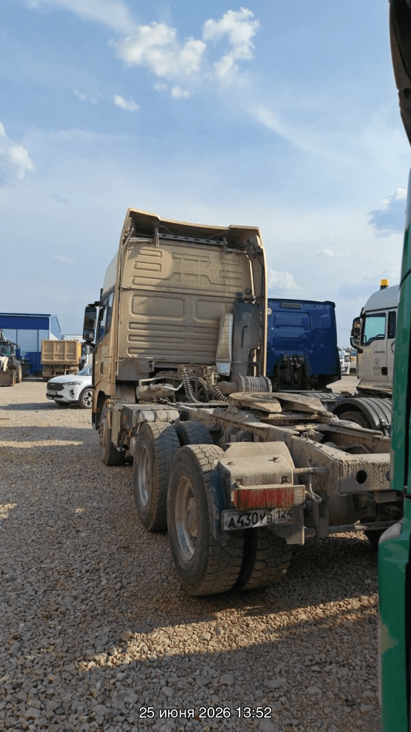 Shacman SX42566V324,  215 225 км, 2022 года в лизинг