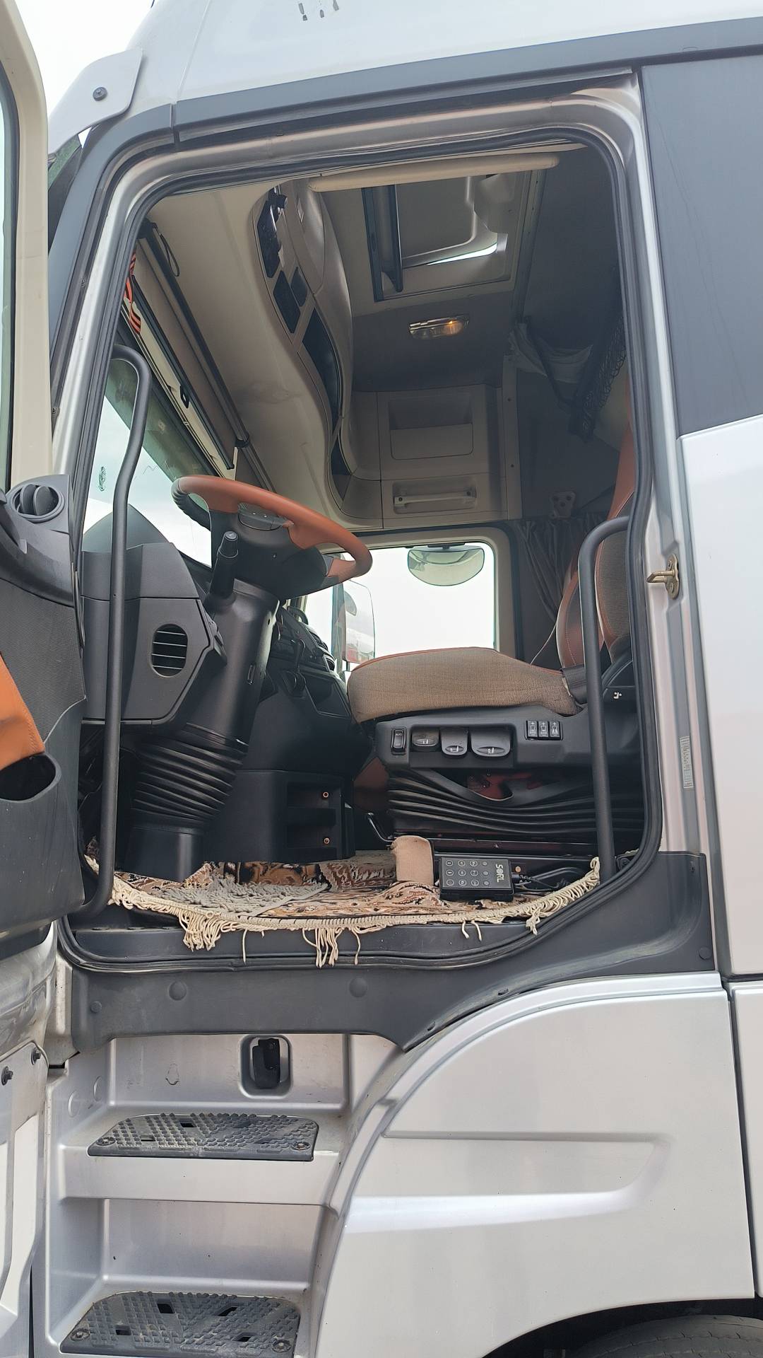 Foton AUMAN EST A 1846 AMT (4189SLFKA),  349 741 км, 2023 года в лизинг