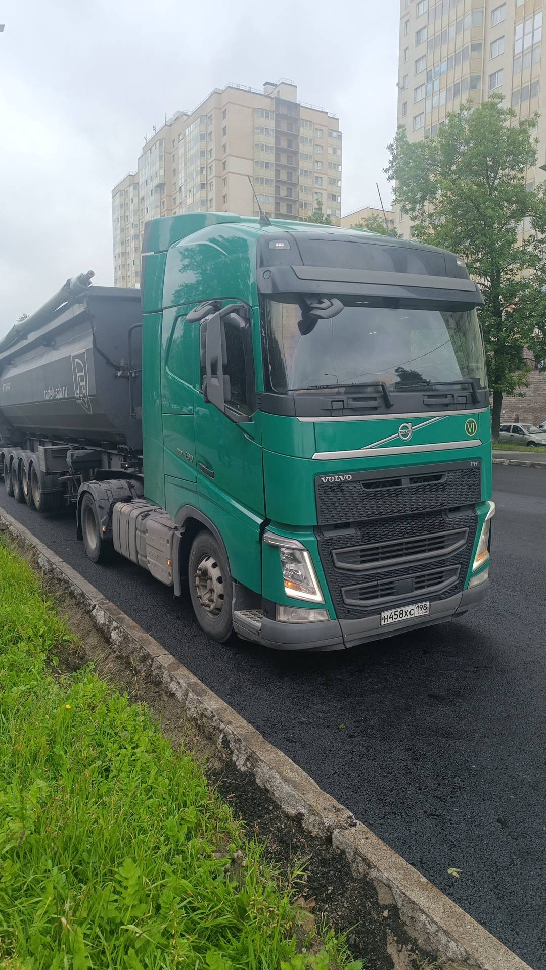 Volvo FH 460 4x2 (FH Globetrotter)
