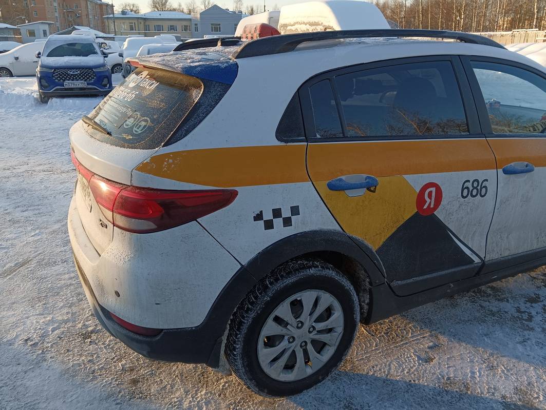 KIA Rio X-Line,  251 112 км, 2019 года в лизинг