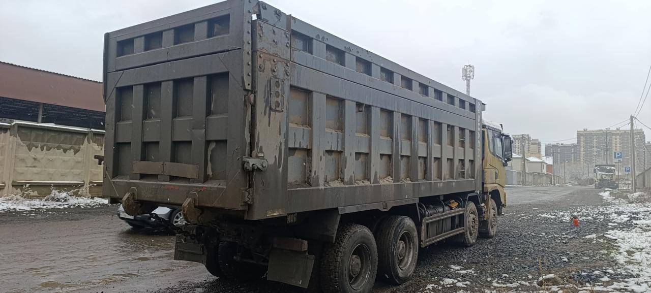 Shacman SX33186T366C Лот 000008879
