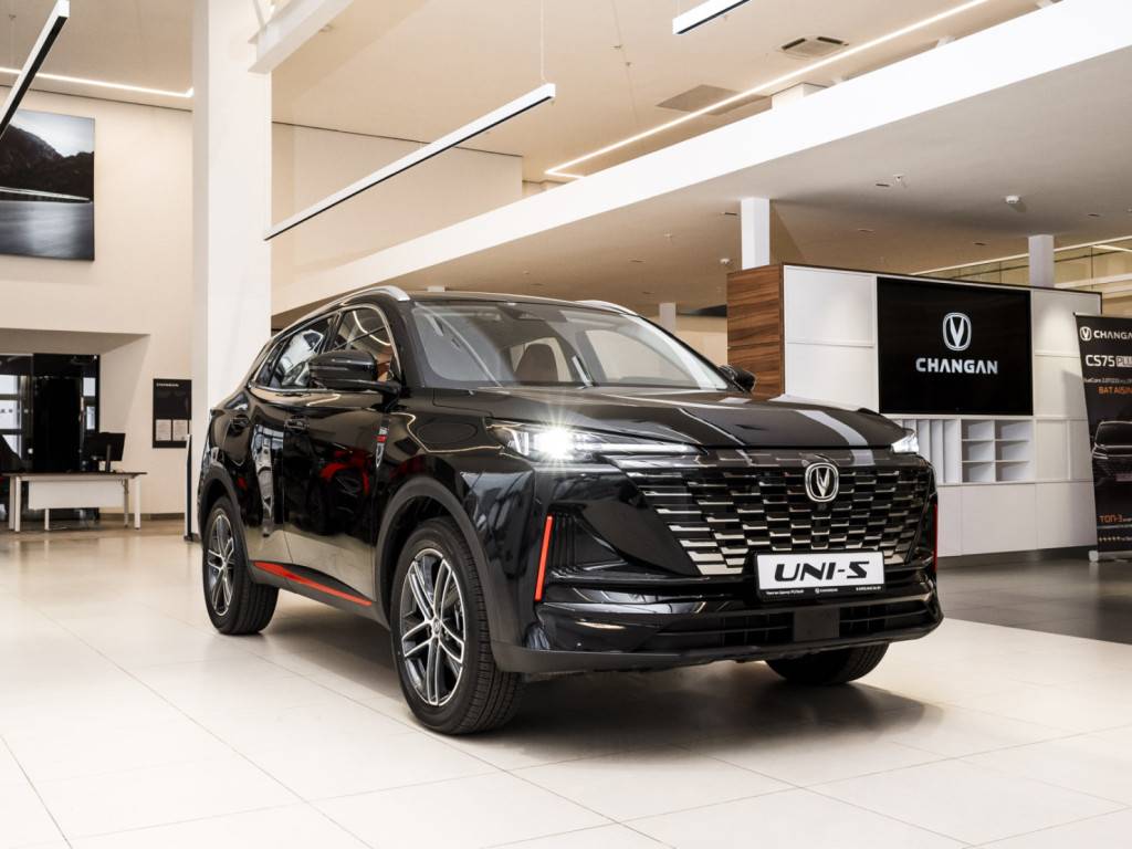 Changan Uni-S Tech 1.5T 7AT