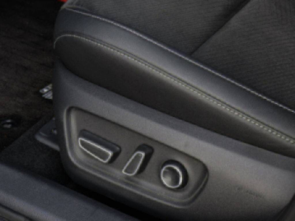 Toyota Camry 2.0S Sports Edition