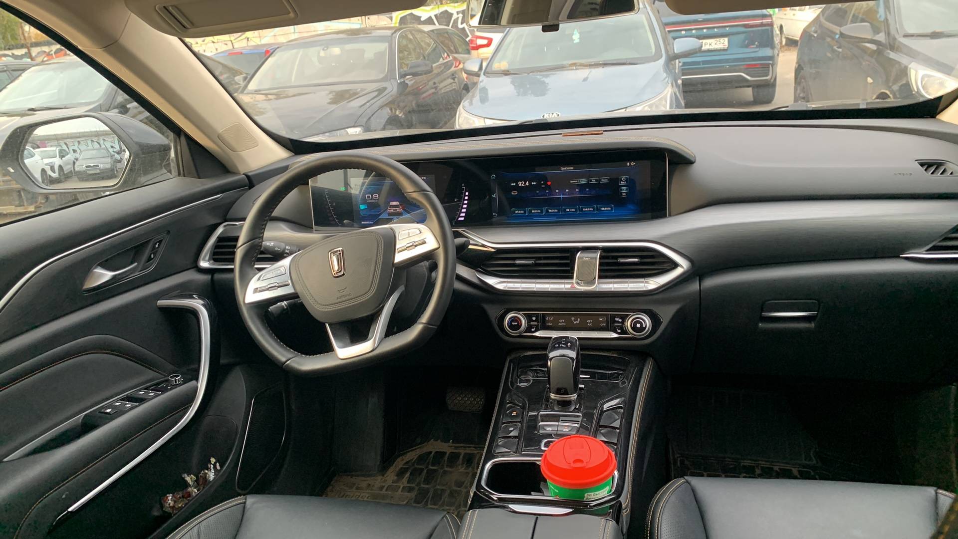 FAW Bestune T77,  38 350 км, 2023 года в лизинг