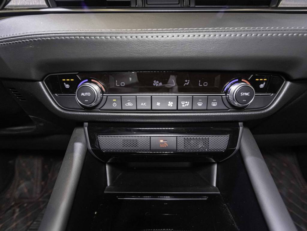 Mazda Mazda6 Atenza Blue Sky Sports 2.5 6AT