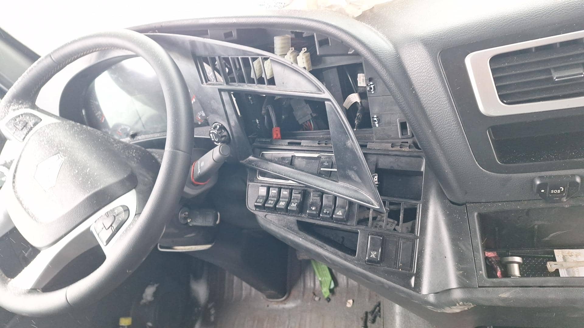 Sitrak С7Н 6×4 ZZ4256V364HE,  190 000 км, 2024 года