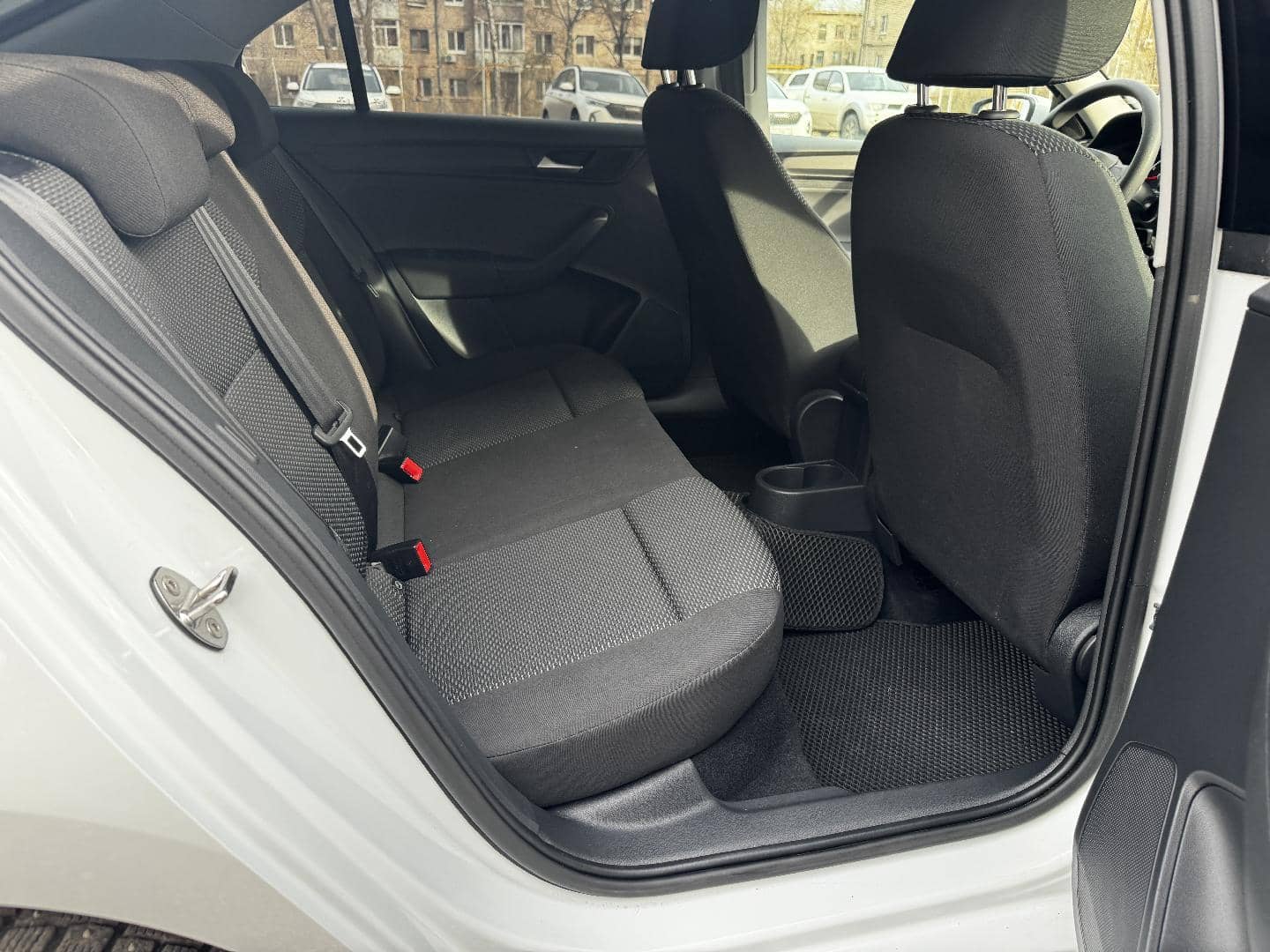 Volkswagen Polo,  35 439 км, 2022 года в лизинг