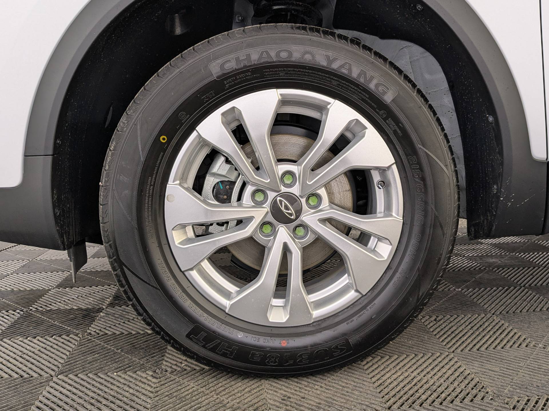 Chery Tiggo 4 PRO Action