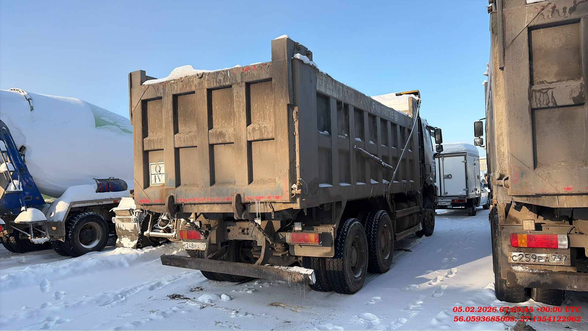 FAW CA3250P66K24T1E5 6х4,  200 981 км, 2023 года в лизинг
