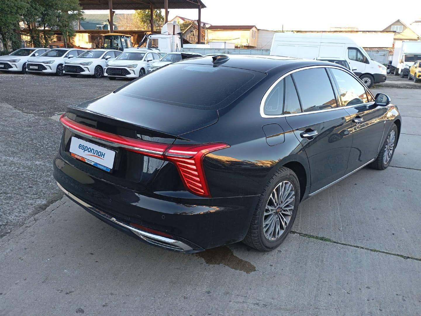 Hongqi H5,  167 443 км, 2023 года в лизинг