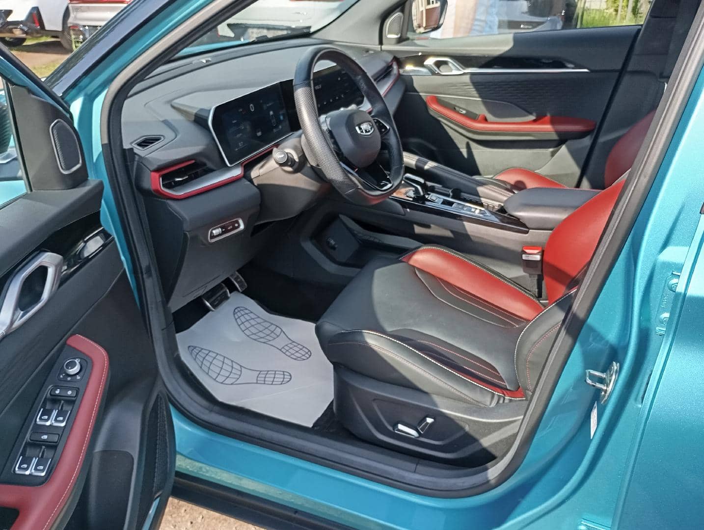 Geely Coolray,  57 300 км, 2023 года в лизинг