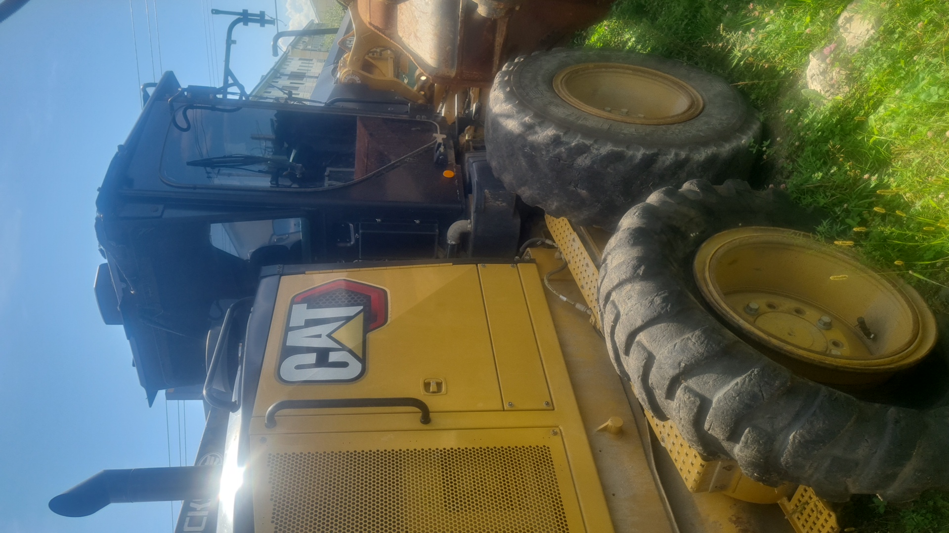 CATERPILLAR 150 AWD
