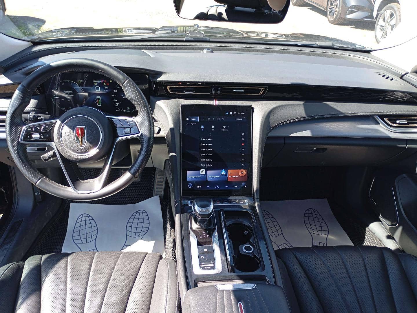 Hongqi H5,  131 290 км, 2024 года в лизинг