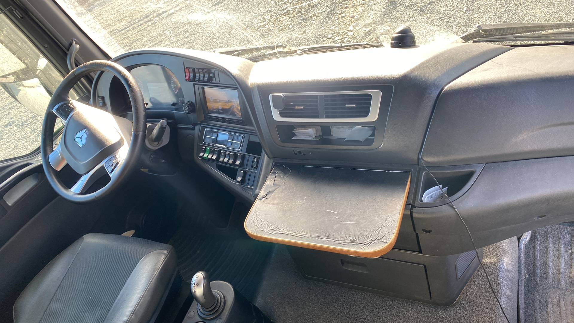 Sitrak C7H 4x2 ZZ4186V361HE,  413 233 км, 2022 года в лизинг