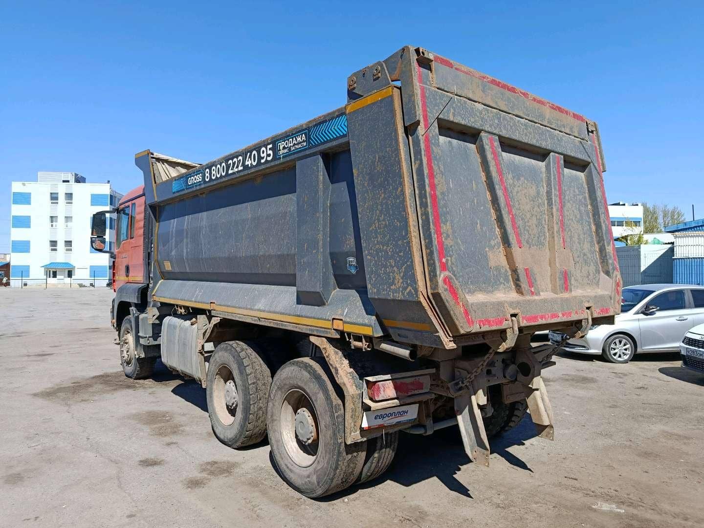 HOWO ZZ3256V384GE 6x4,  200 115 км, 2022 года в лизинг
