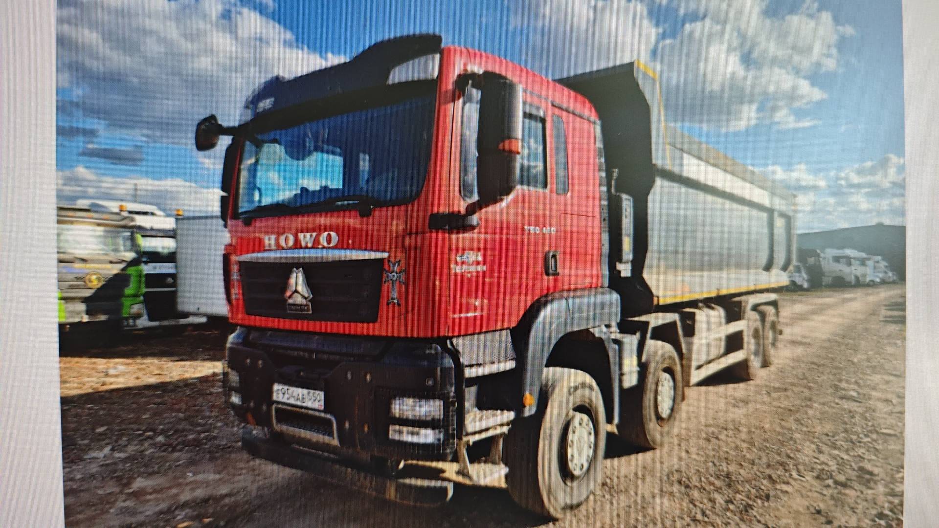 HOWO ZZ3317V386GE1 8х4,  129 518 км, 2022 года