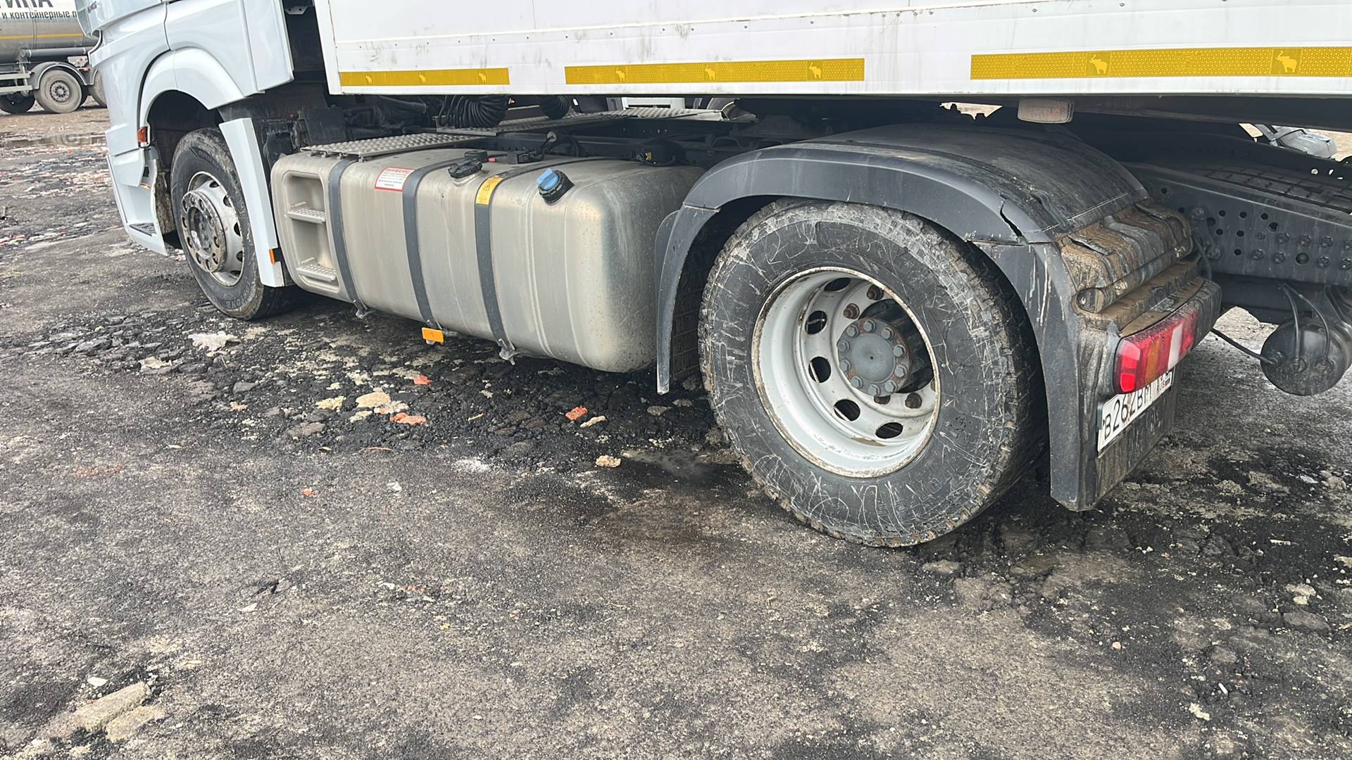 Mercedes-Benz Actros 5 1845 LS 4x2 (BigSpace),  590 898 км, 2021 года в лизинг