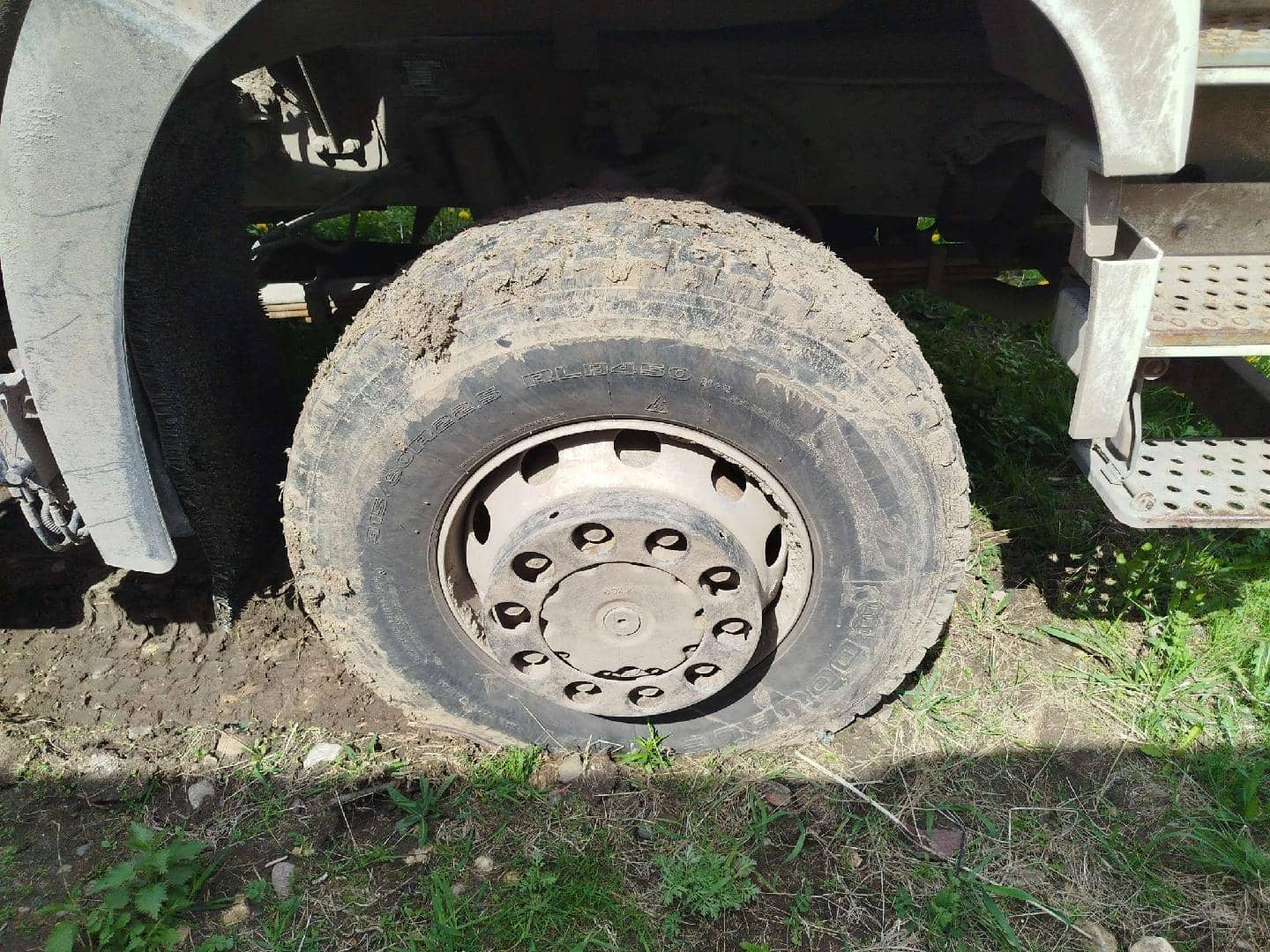 FAW CA3250P66K24L1TE5 6x6,  23 576 км, 2024 года в лизинг