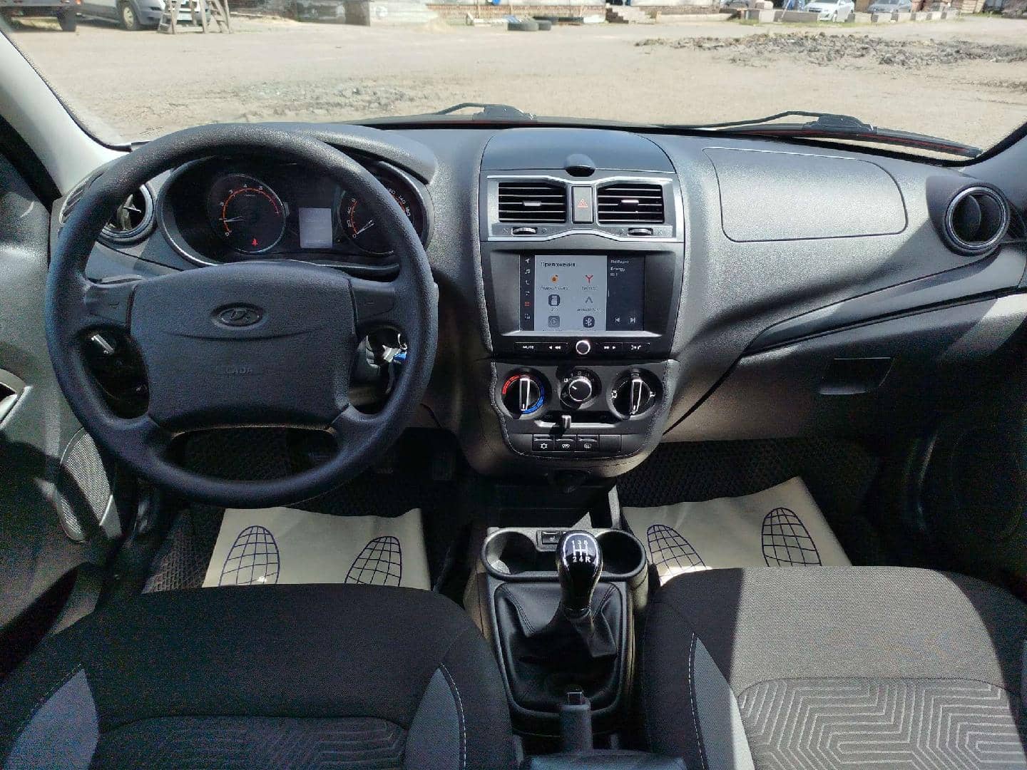 Lada Granta лифтбек,  158 907 км, 2024 года в лизинг