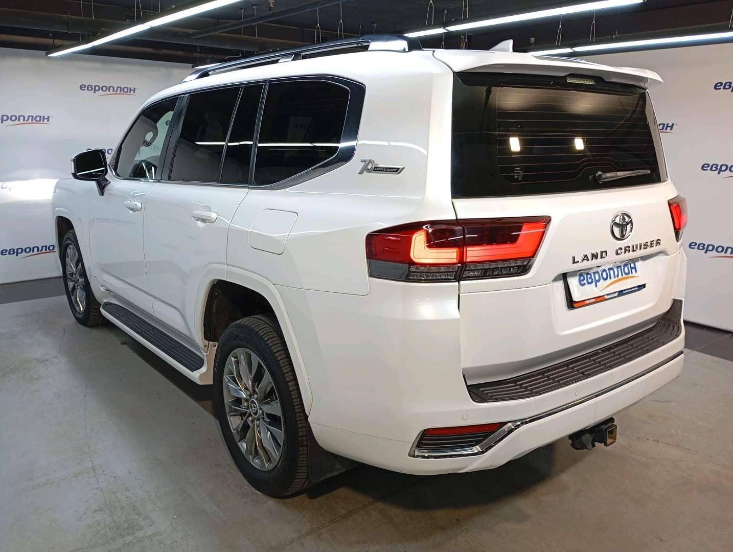 Toyota Land Cruiser 300,  74 165 км, 2021 года в лизинг