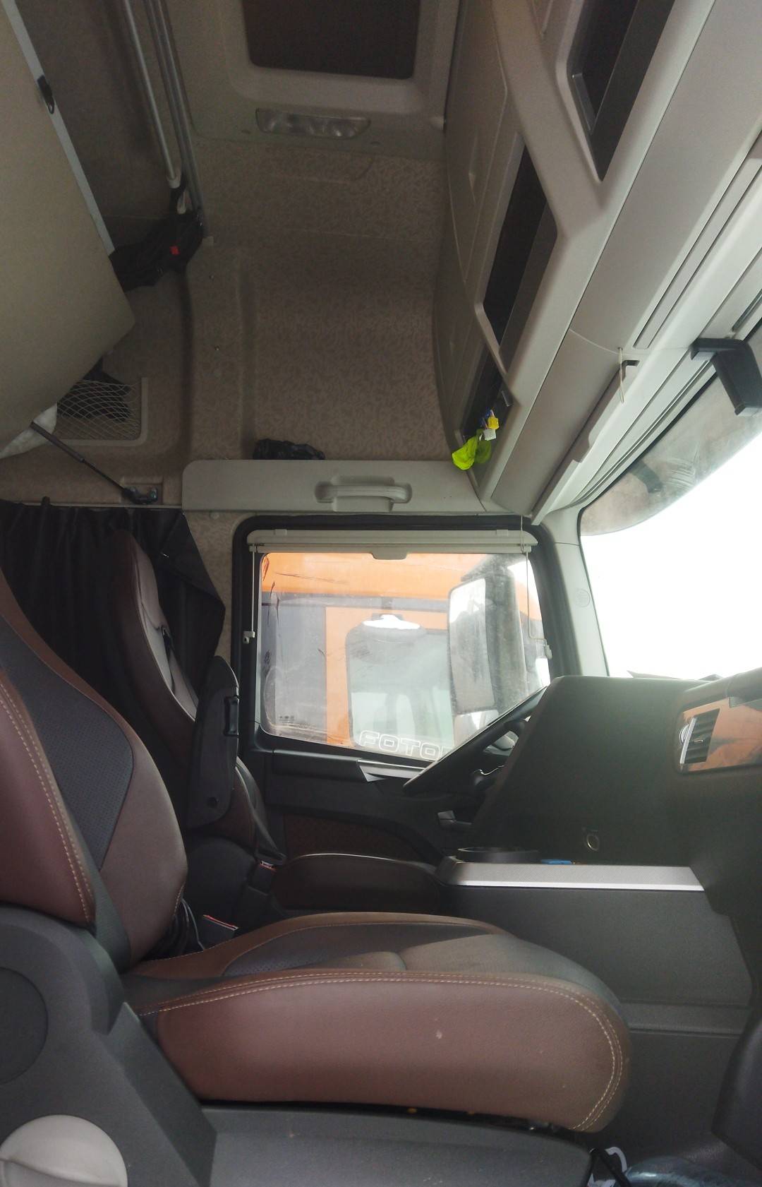 FAW CA4180P77K25E5 4x2,  178 096 км, 2023 года в лизинг