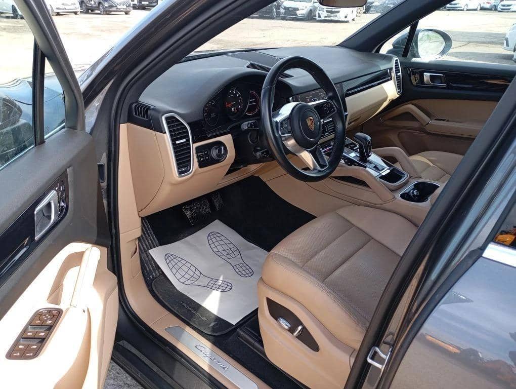 Porsche Cayenne,  55 102 км, 2021 года в лизинг