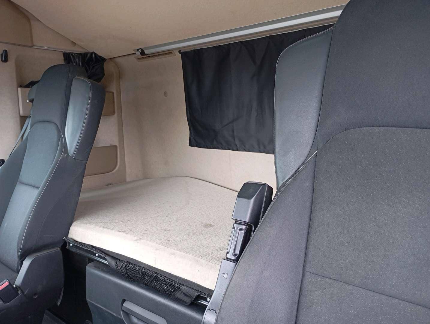 Mercedes-Benz Actros 2648 LS 6X4 (StreamSpace),  438 953 км, 2022 года в лизинг