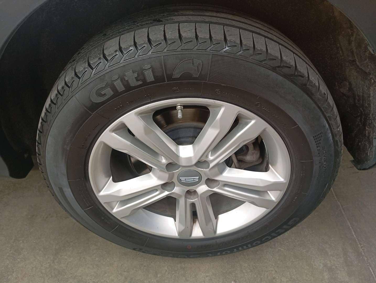 Geely Atlas Pro,  241 051 км, 2023 года в лизинг
