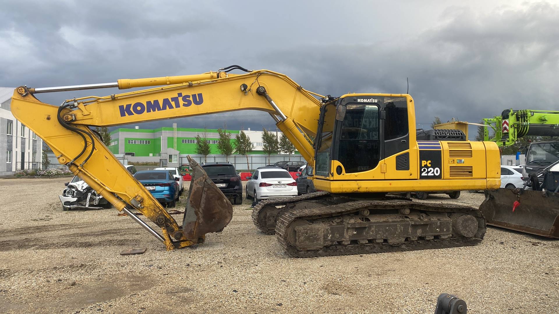 KOMATSU PC220-8MO, 2022 года в лизинг