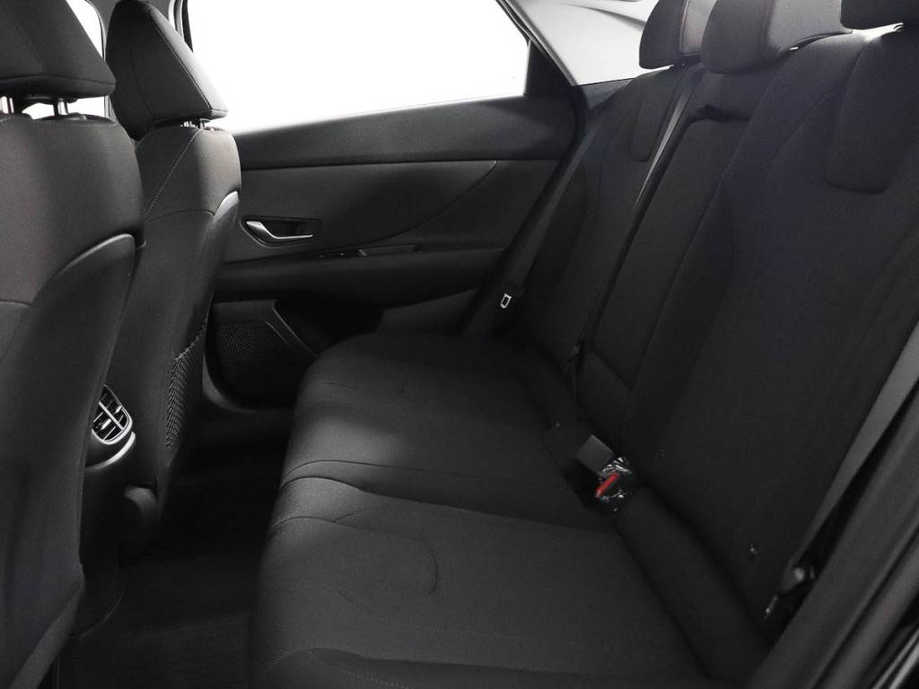 Hyundai Elantra LUXE 1.5 CVT