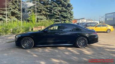 Mercedes-Benz S седан