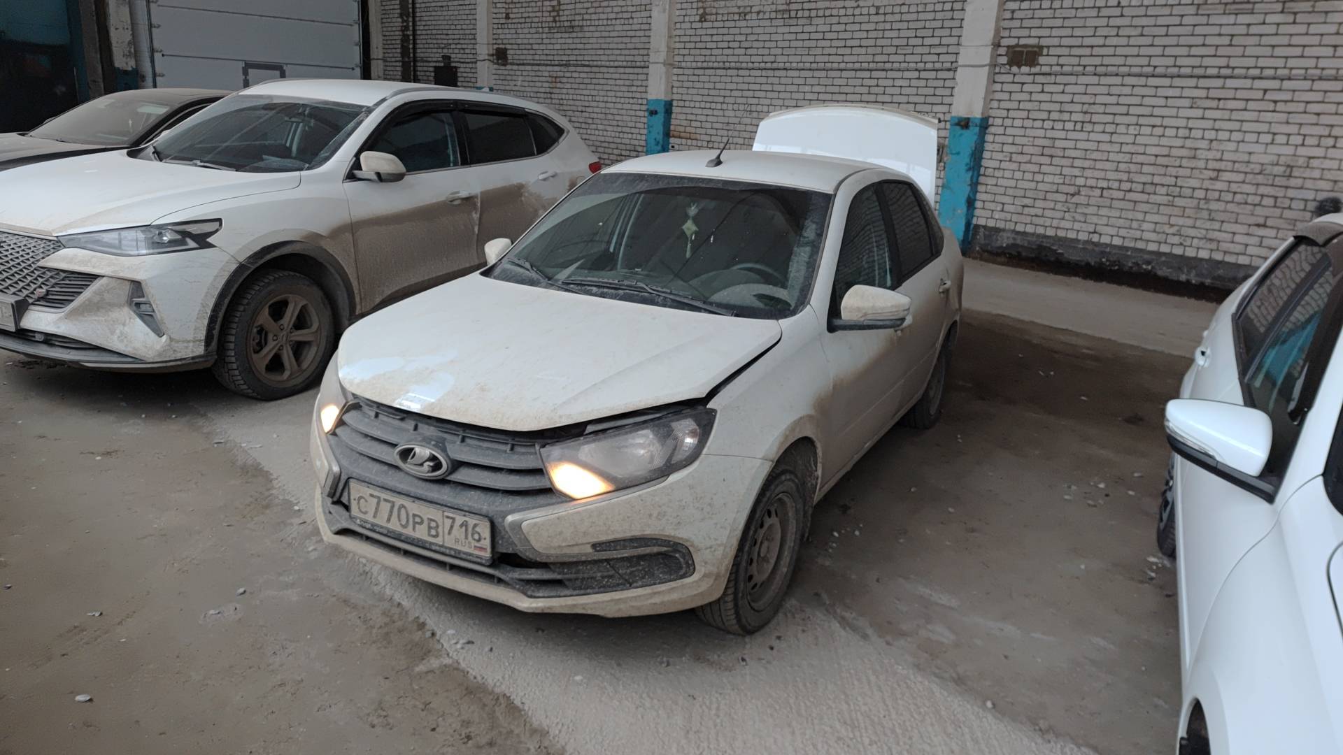 Lada Granta седан,  40 256 км, 2024 года в лизинг