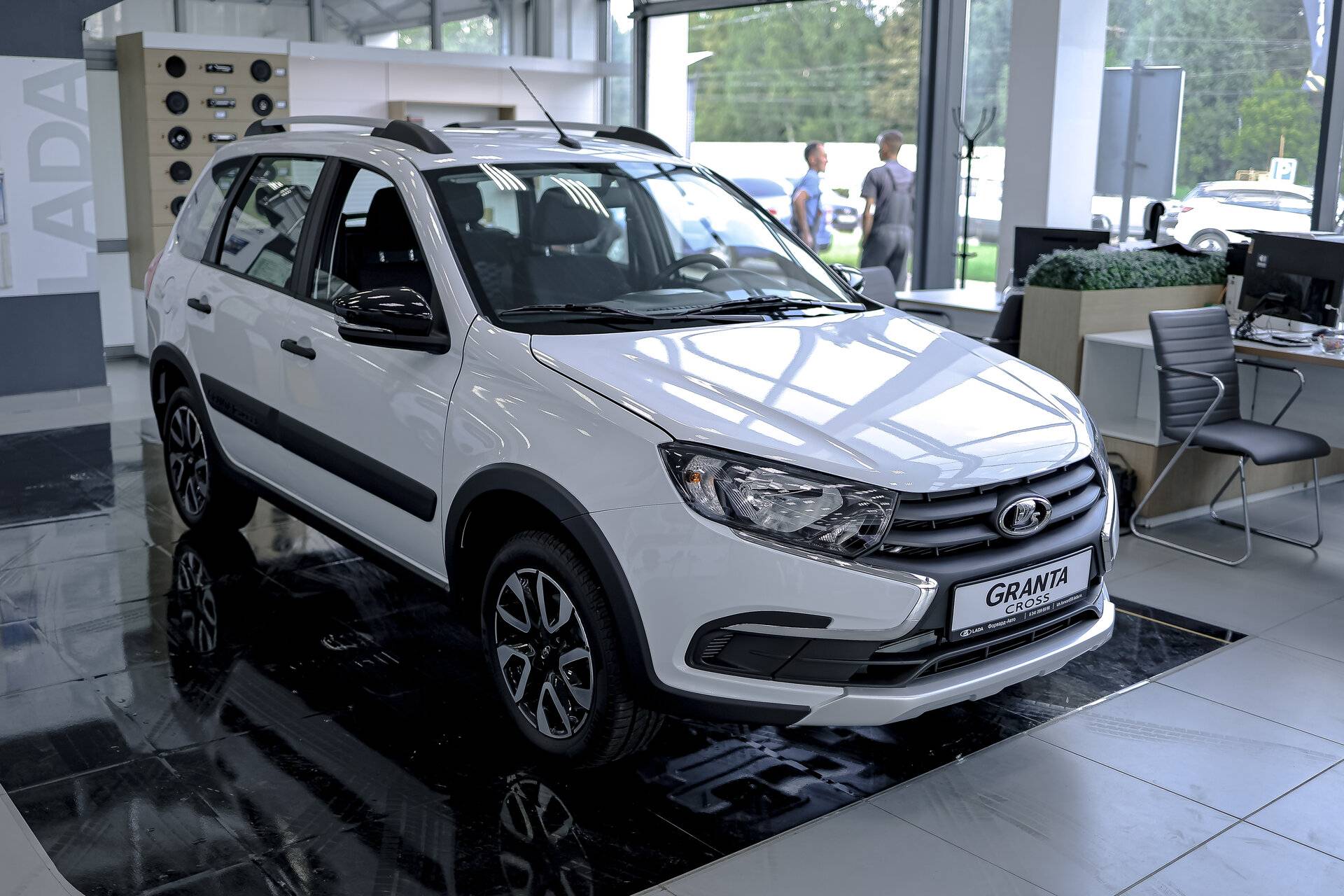 Lada Granta Cross Comfort 24 1.6 106hp 5MT