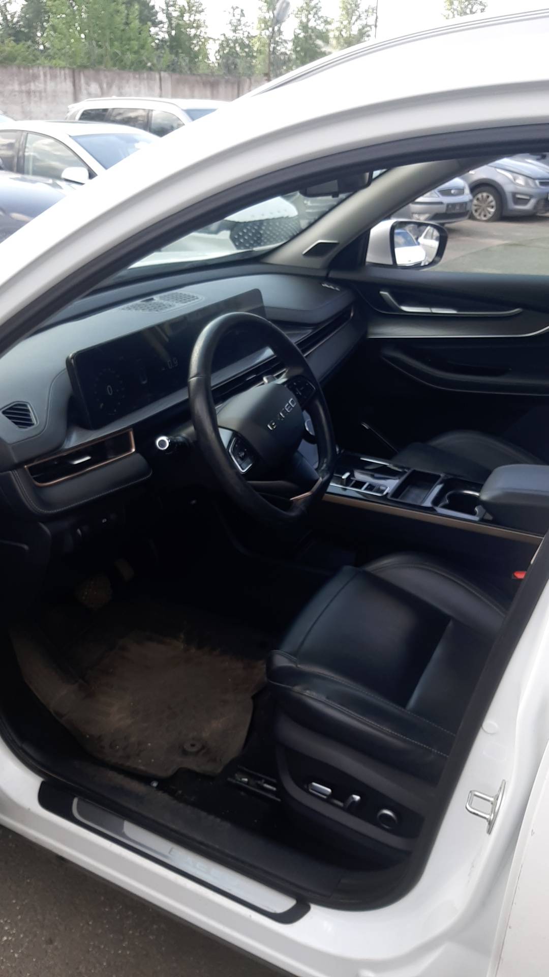 EXEED LX,  117 683 км, 2023 года