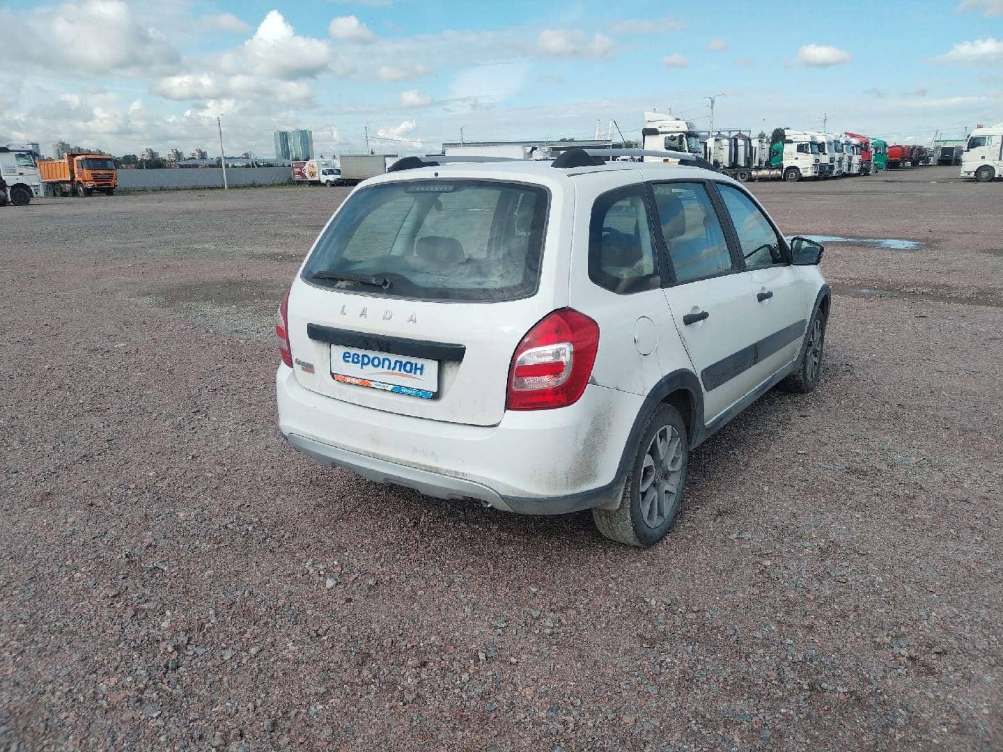 Lada Granta Кросс,  71 257 км, 2023 года в лизинг