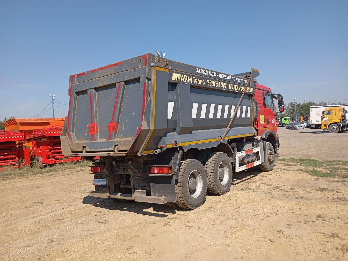 HOWO ZZ3256V384GE 6x4,  111 741 км, 2024 года в лизинг