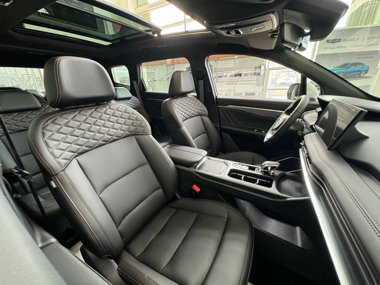 Geely Okavango Flagship 2.0T 7DCT 2WD