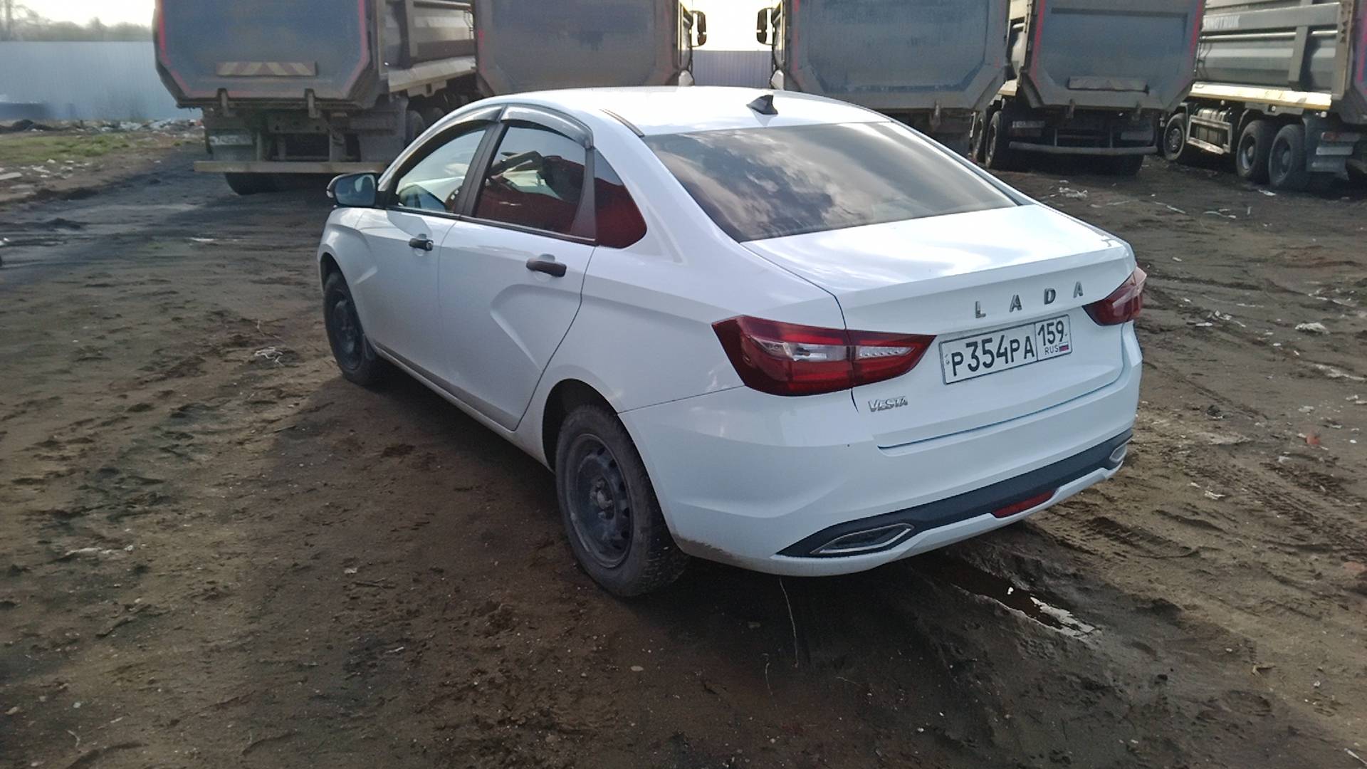 Lada Vesta седан,  70 000 км, 2024 года в лизинг