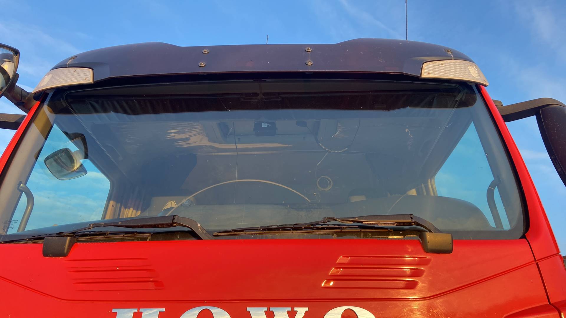 HOWO ZZ3317V386GE1 8х4,  28 863 км, 2024 года в лизинг