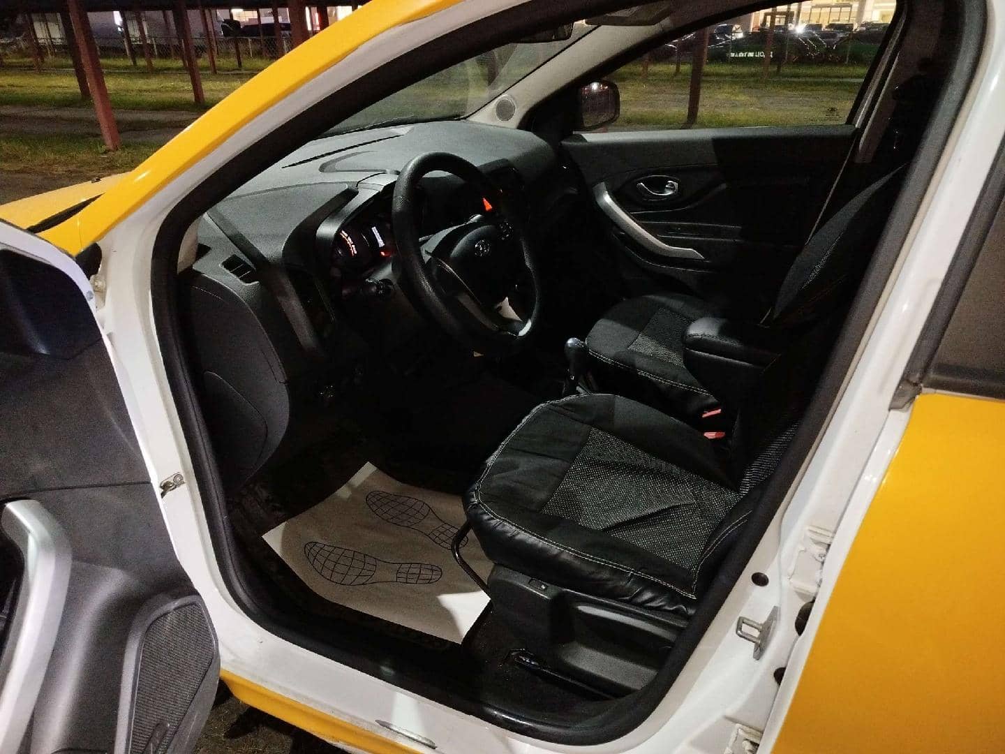 Lada XRAY хэтчбек,  98 861 км, 2022 года в лизинг