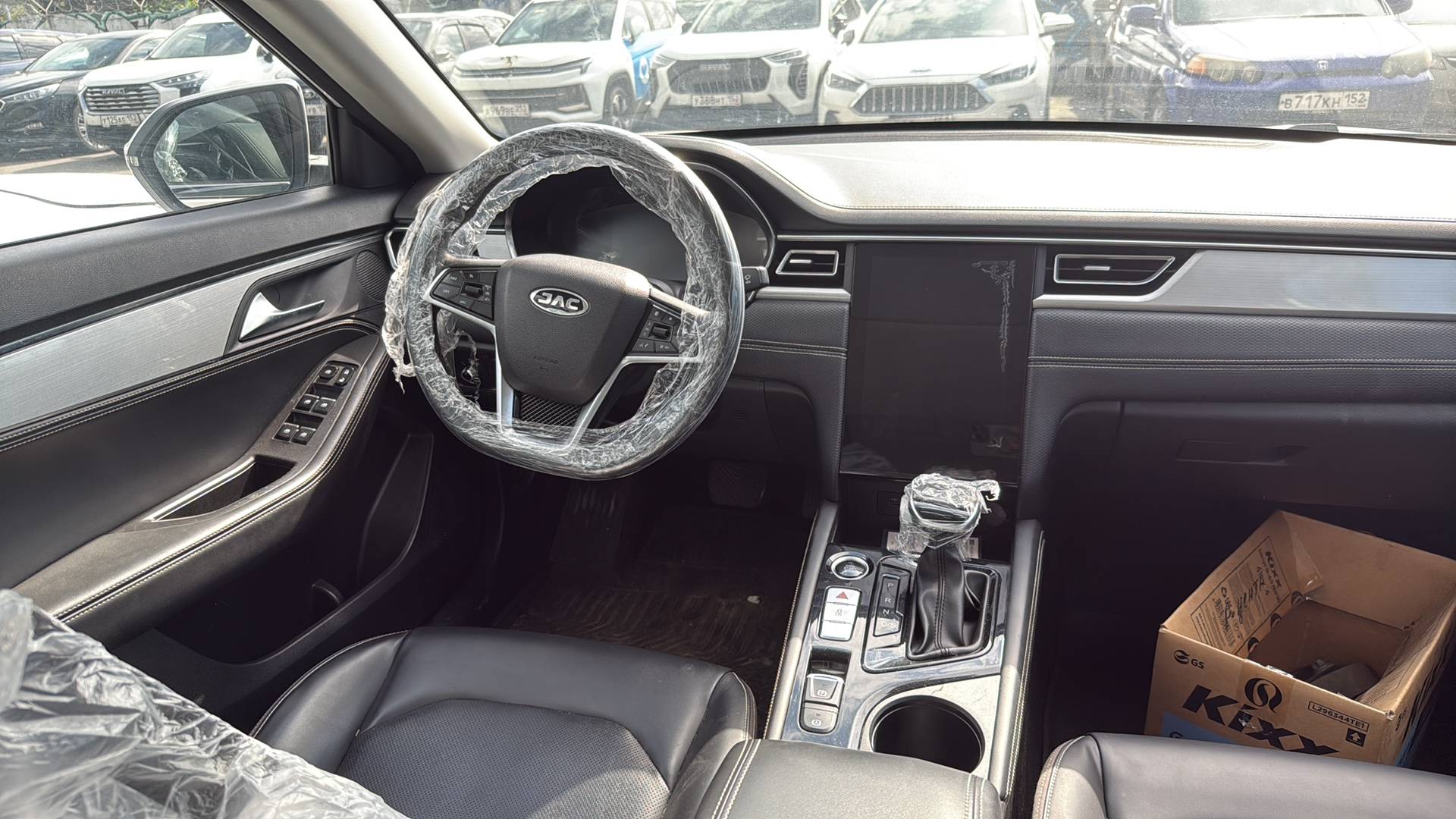 JAC J7,  120 000 км, 2023 года в лизинг